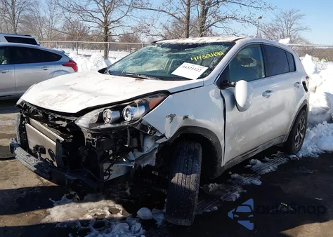 2020 Kia Sportage Lx z USA, uszkodzony, nr VIN KNDPM3AC5L7671334